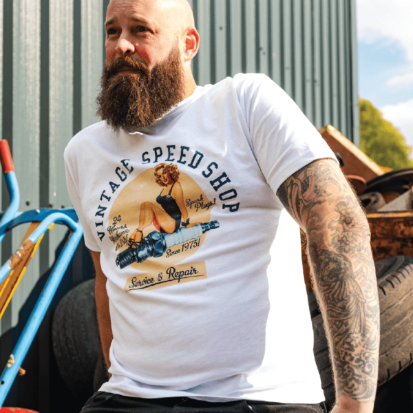 Automotive culture with a classic pin up girl design. The Classic Vintage Pin-up Tee in Bone from On the Spanners.